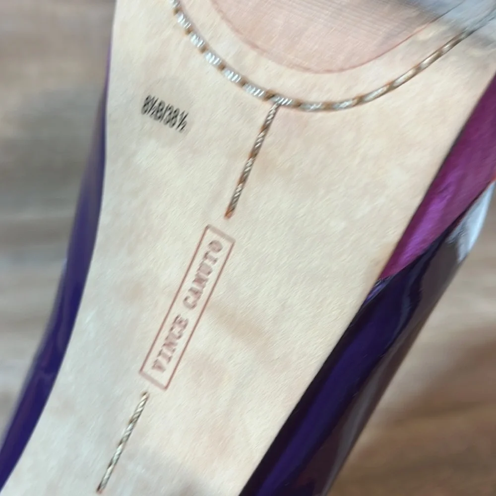 Vince Camuto vince camuto